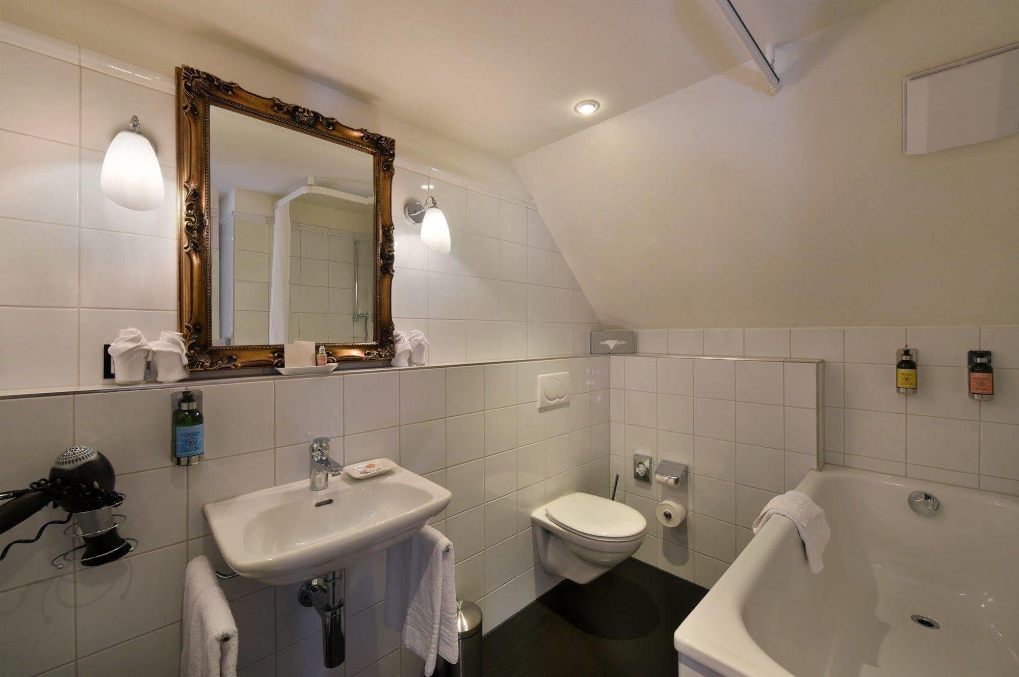 Romantik Hotel Schwan Хорґен Екстер'єр фото