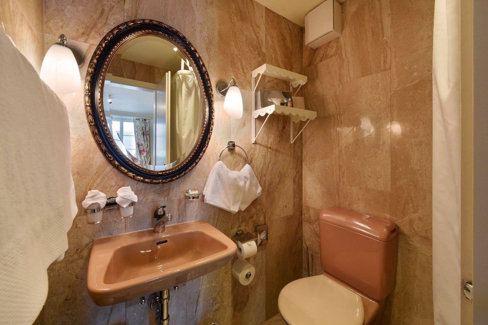 Romantik Hotel Schwan Хорґен Екстер'єр фото