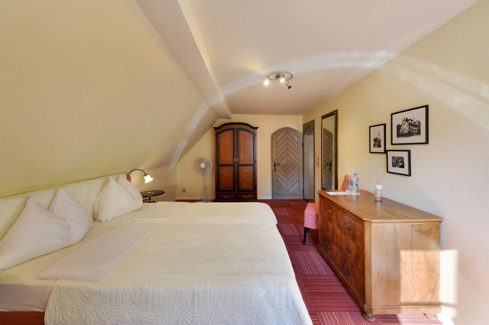Romantik Hotel Schwan Хорґен Екстер'єр фото